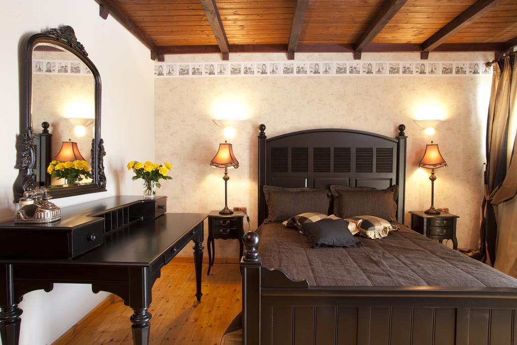 Refanidis Natural Luxury Hotel Áno Poróïa Værelse billede