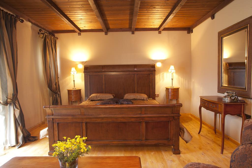 Refanidis Natural Luxury Hotel Áno Poróïa Værelse billede